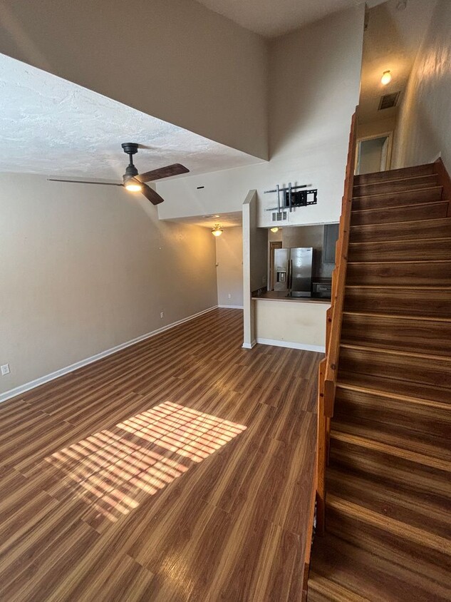 Foto principal - Spacious, Updated 3x2 Townhome Near FSU & TCC