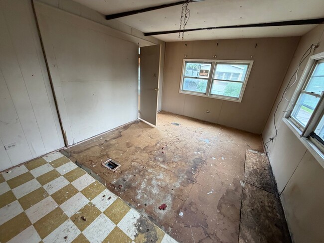 Building Photo - 1425 Wanna Dr