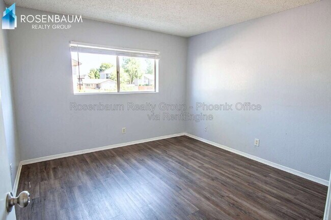 Building Photo - 1750 E 6th Ave