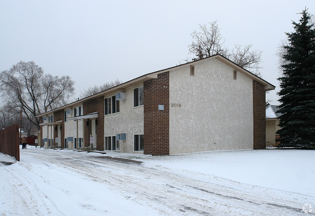 Foto principal - 3018 6th Ave