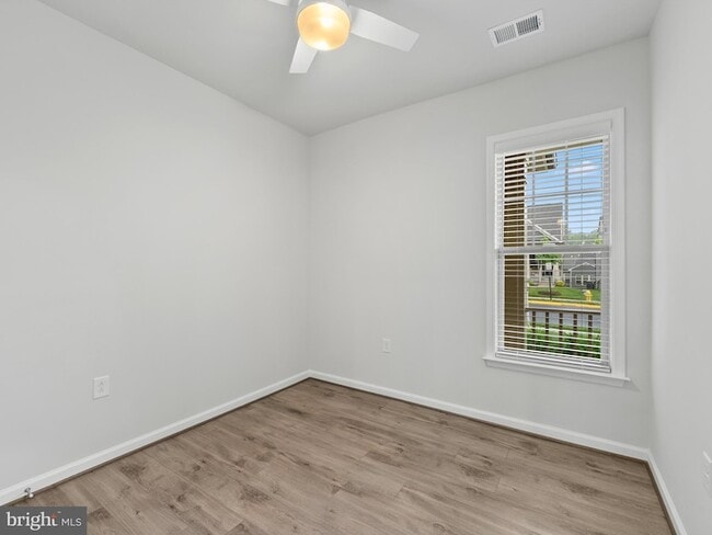 Building Photo - 6248 Zinnia Ln