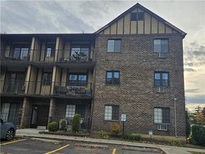 Building Photo - 50 Donna Ct