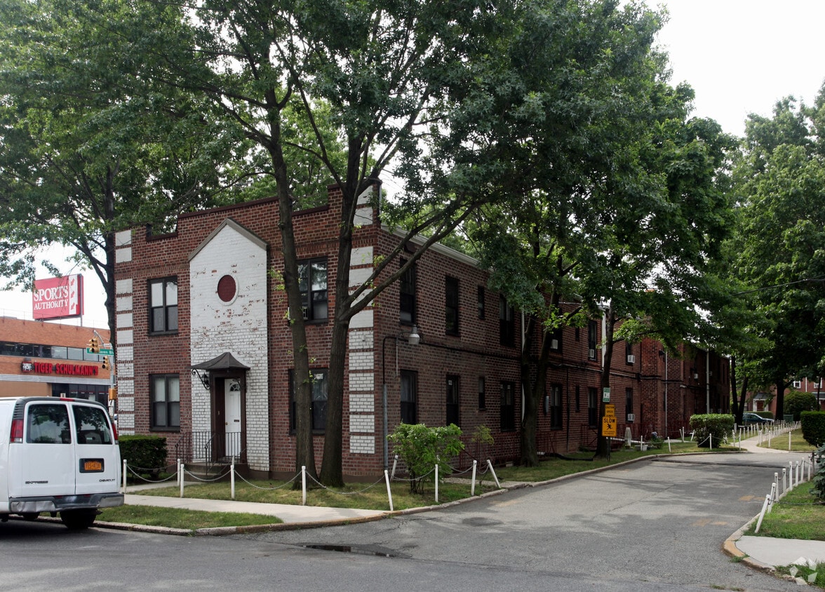 Building Photo - Rutledge Apartments
