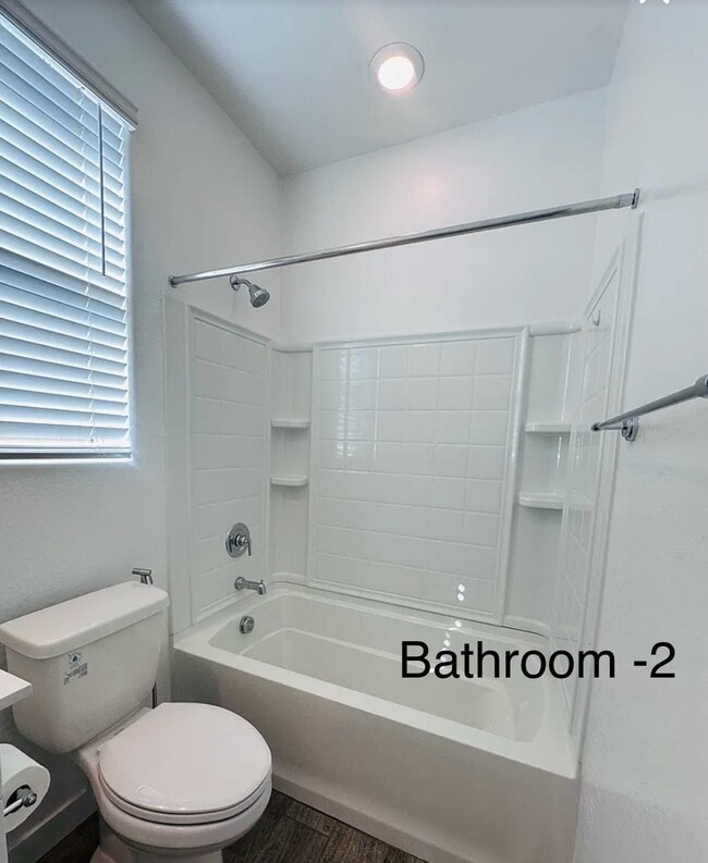 Building Photo - 6628 S Marin Dr