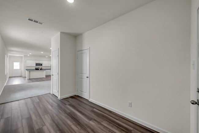 Foto del edificio - 15009 Ronan Dr