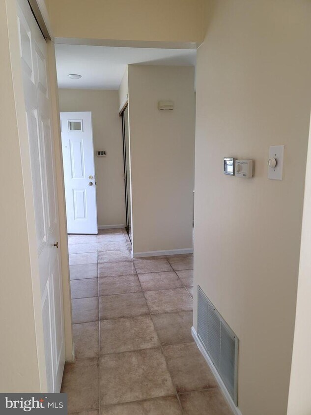 2197 Harbour Dr, Palmyra, NJ 08065 Townhome Rentals in Palmyra NJ