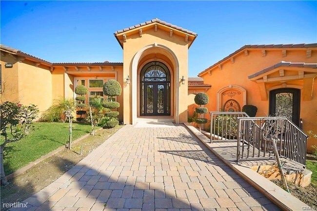 Foto del edificio - 5 br, 5.5 bath House - 370 East Rd