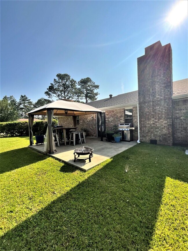 Foto del edificio - 1625 Brookhaven St