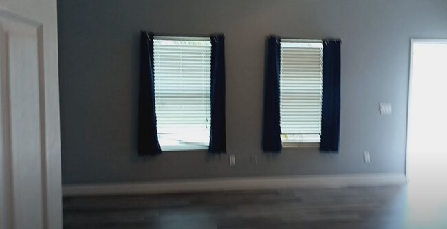 Foto del edificio - 897 N Beach Way