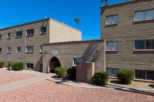 Foto del edificio - Cimmaron Springs