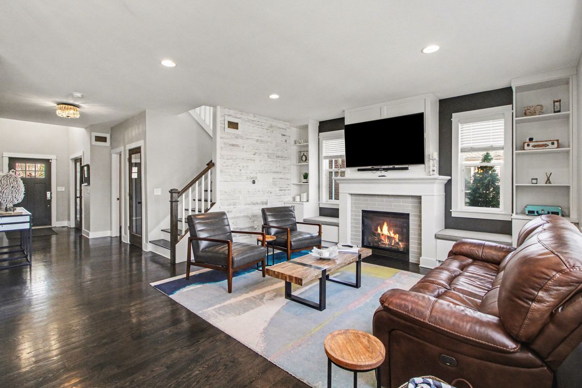 3906 Hillside Dr, Royal Oak, MI 48073 | Apartments.com