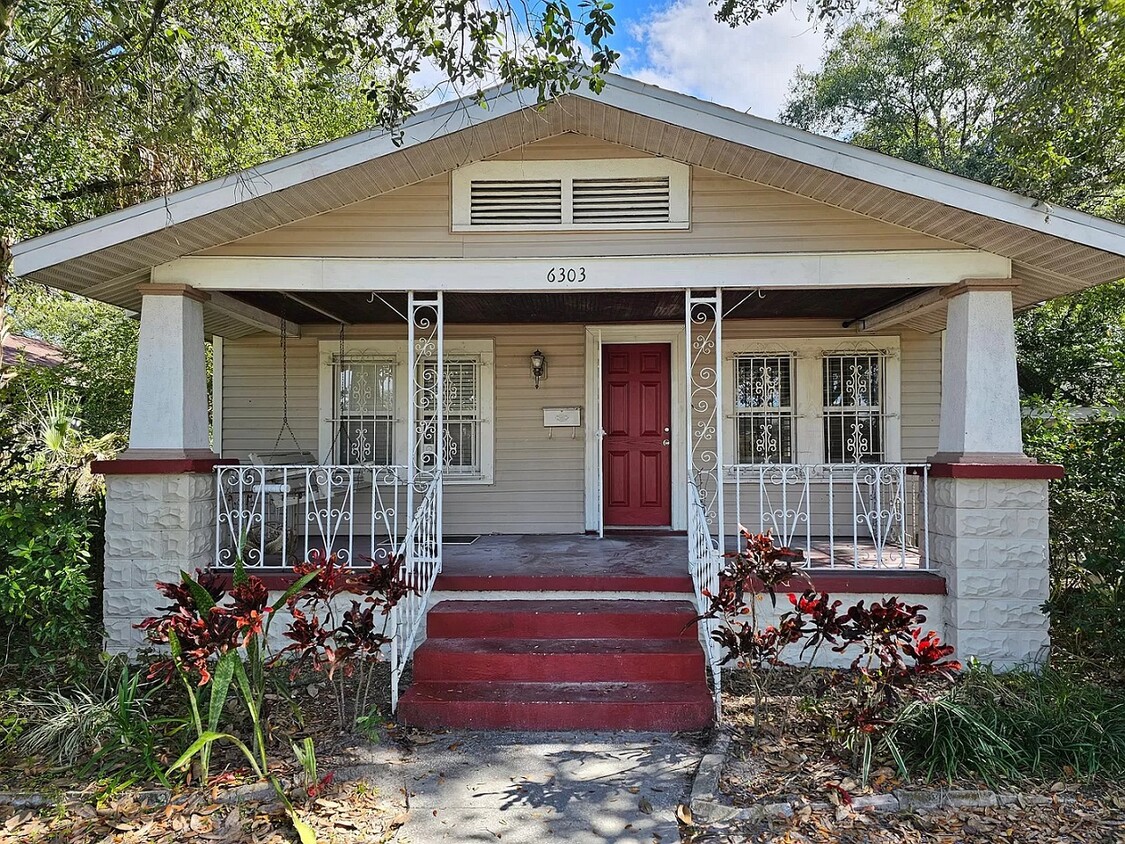 Primary Photo - 6303 King St