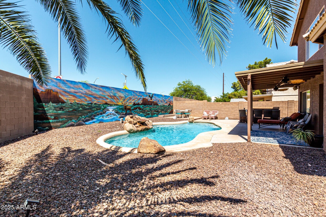 Foto principal - 10894 W Alex Ave