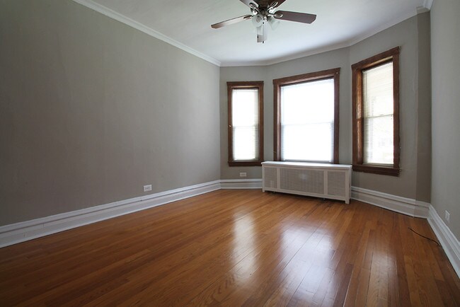 Foto del edificio - 252 Washington Blvd.