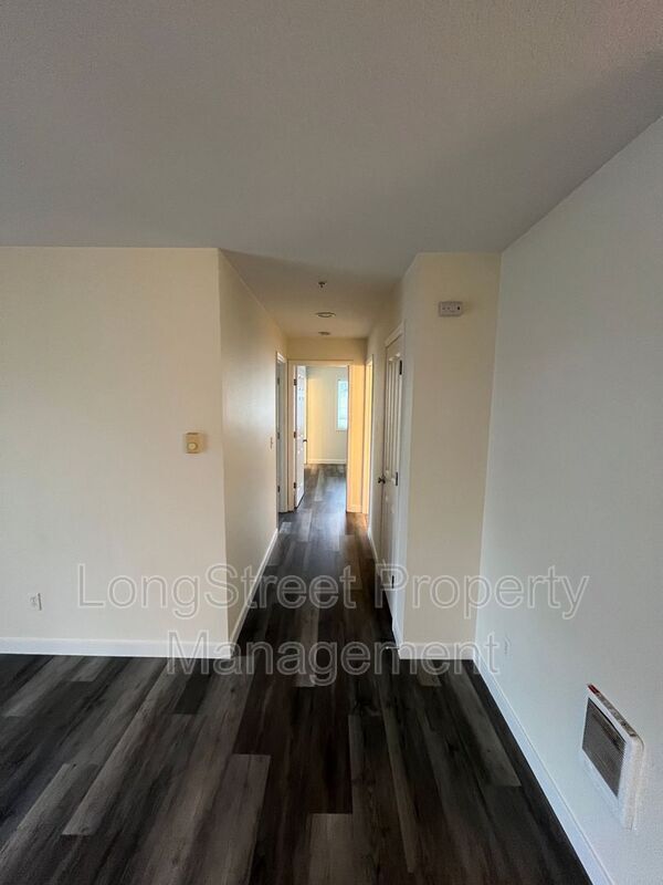 Foto del edificio - 8324 SE Rhine St