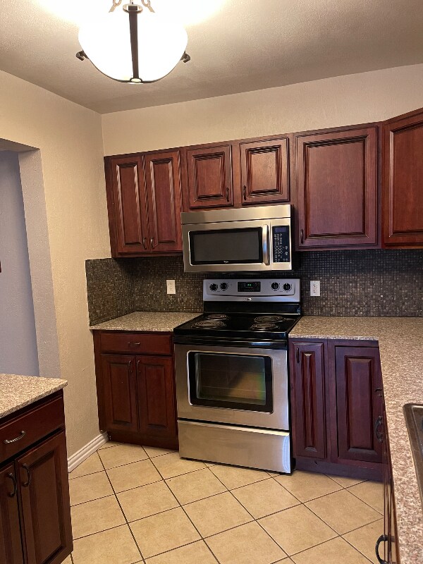Foto del edificio - 6403 NW 63rd St