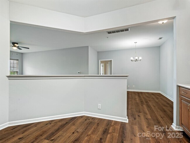Foto del edificio - 3172 Margellina Drive