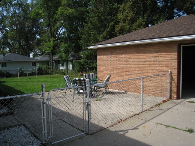 Patio trasero - 1026 Midland St