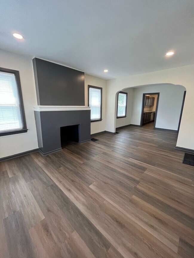 Foto del edificio - 1079 Fairwood Ave
