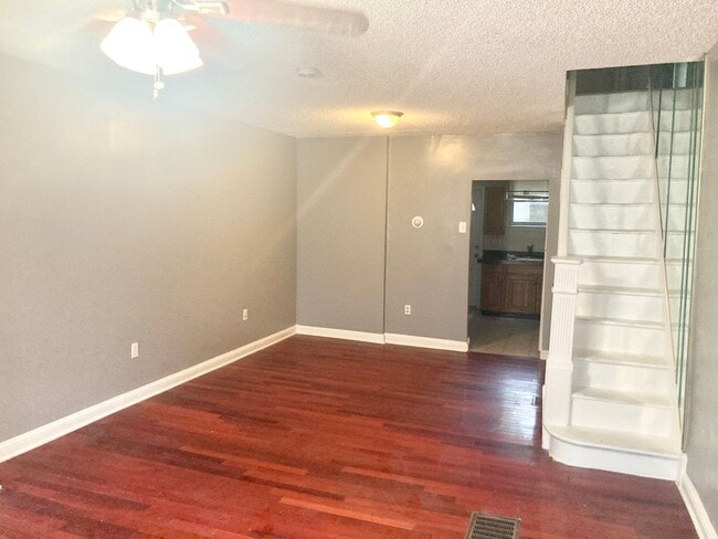 Photo - Updated 3-Bedroom in Grays Ferry House