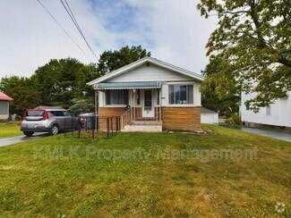 Building Photo - 1654 Wakefield Ave