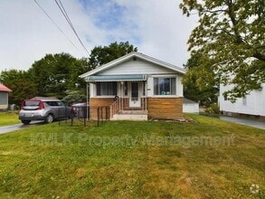 Building Photo - 1654 Wakefield Ave