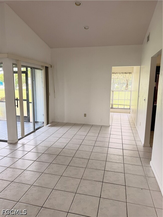 Building Photo - 10554 Quincy Ct