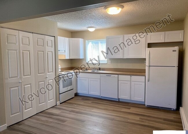 Building Photo - 1812 Pecan St