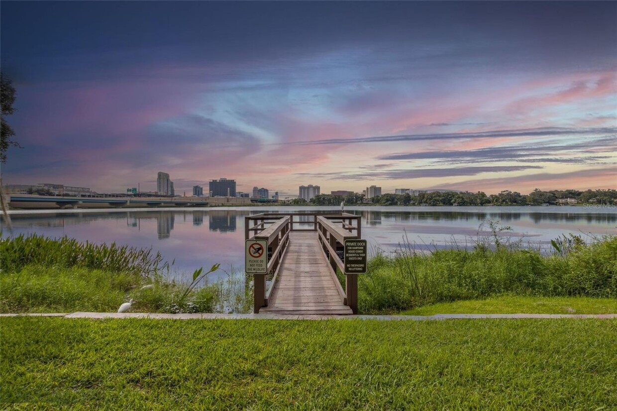 Foto principal - 1brm 1ba Downtown Orlando Condo with Lake ...