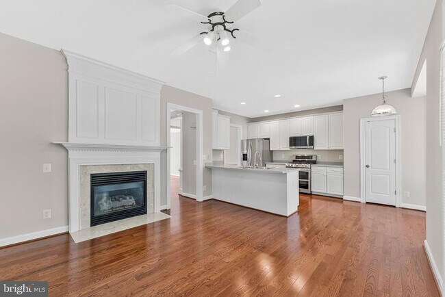 Foto del edificio - 9546 Lagersfield Cir