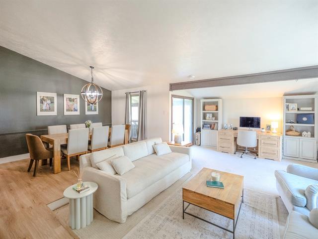 Building Photo - 2207 Marble Falls Dr