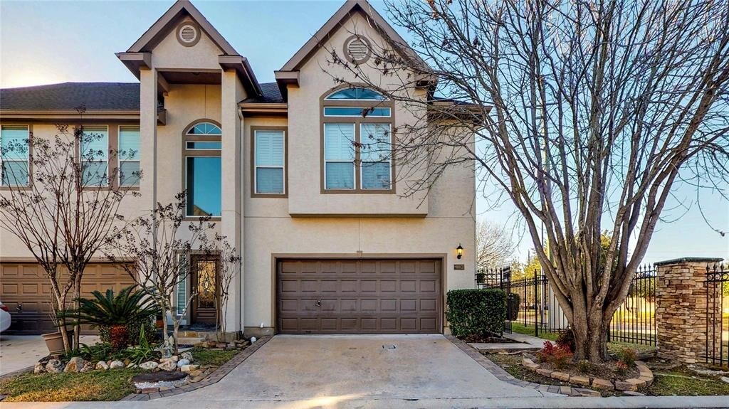 Primary Photo - 1402 Baldwin Square Dr