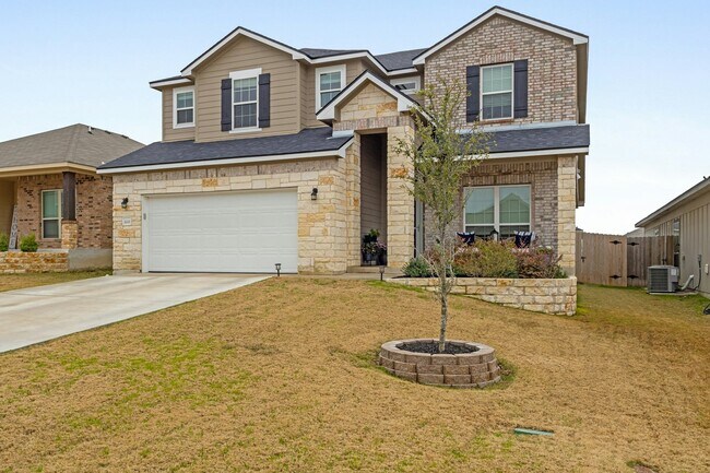 Building Photo - 2221 Clove Ct