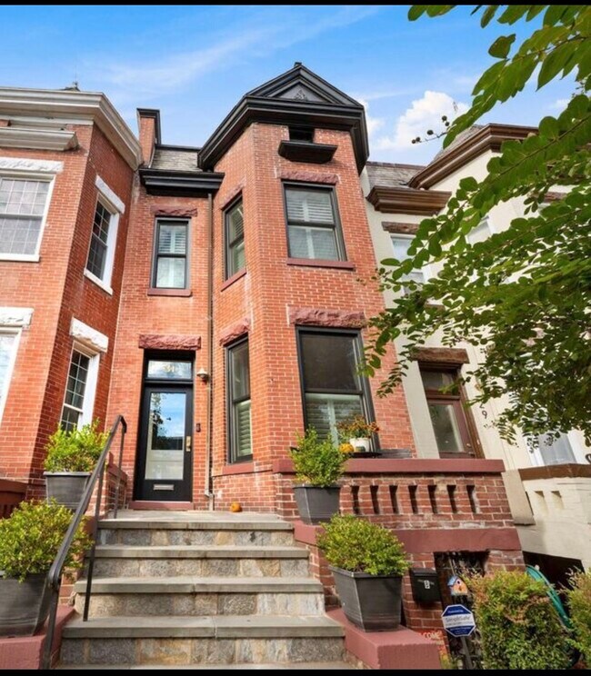 Foto del edificio - 31 Adams St NW