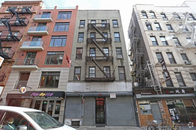 Foto del edificio - 154 Mott St