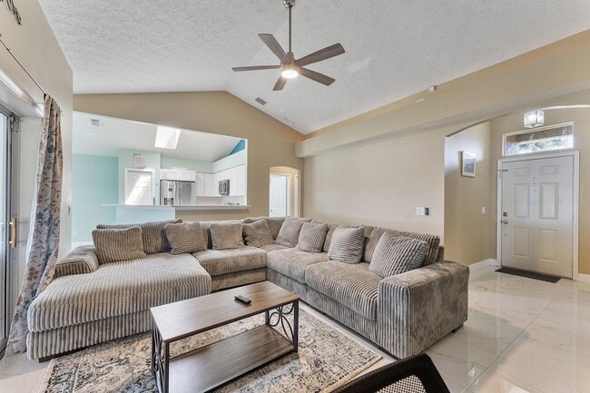 Foto del edificio - 1622 SW Realty St