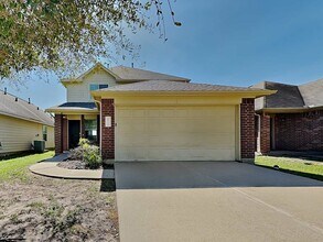 Building Photo - 18715 Dennington Dr