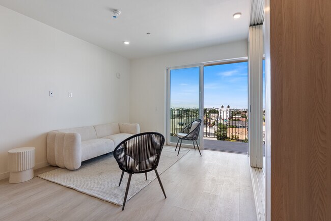 Building Photo - Normandie Apartments