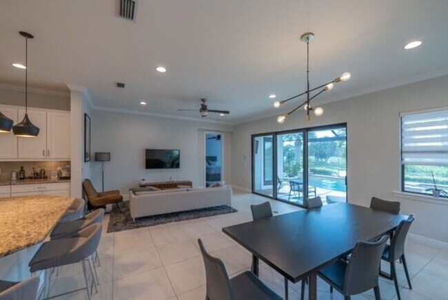 Foto del edificio - ** MIROMAR LAKES PORTO ROMANO 3 BEDROOMS P...