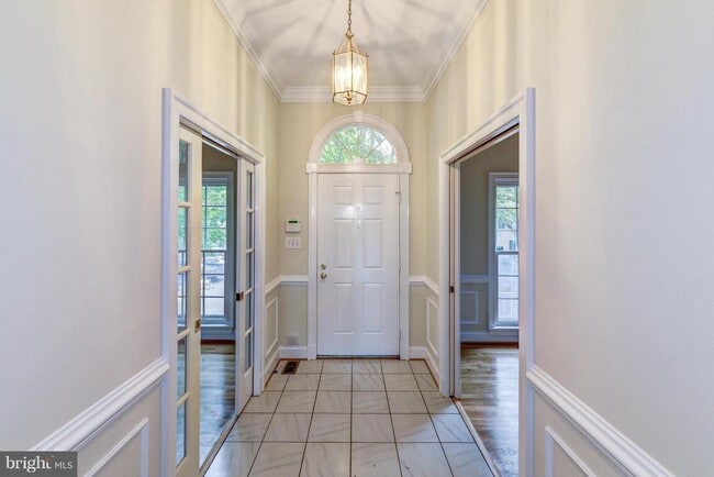 Photo - 8904 Barrowgate Ct (Potomac, MD) Townhome
