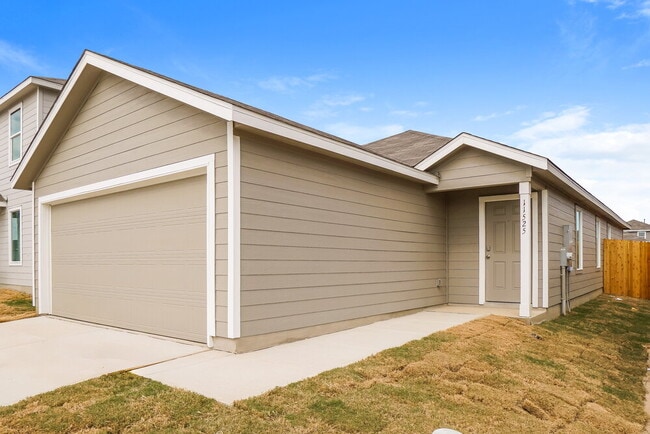 Building Photo - 11525 Chestnut Barr Dr