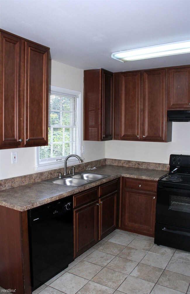 Building Photo - 4 br, 2 bath House - 4077 E Glade Court
