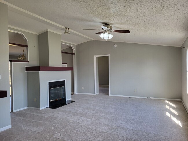 Foto del edificio - 3 bedroom home in Maiden