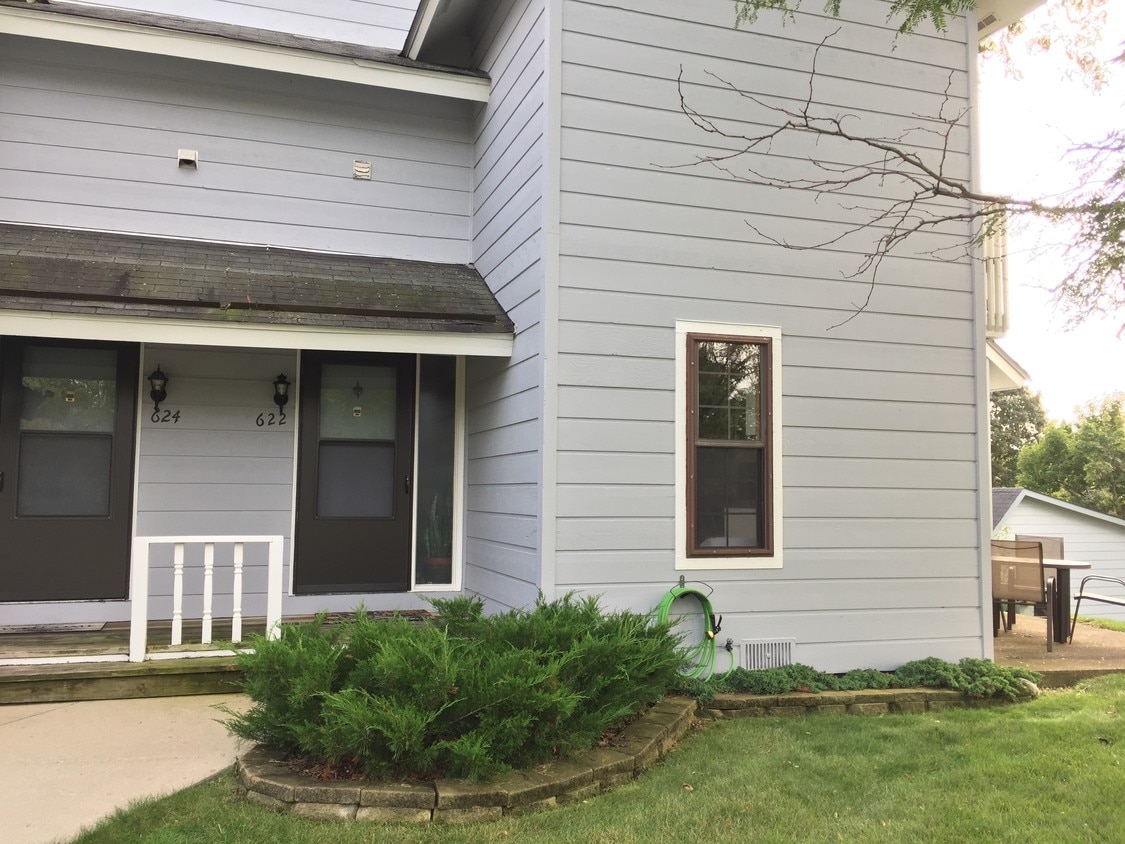 622 Dunham Rd, Gurnee, IL 60031 Townhome Rentals in Gurnee IL