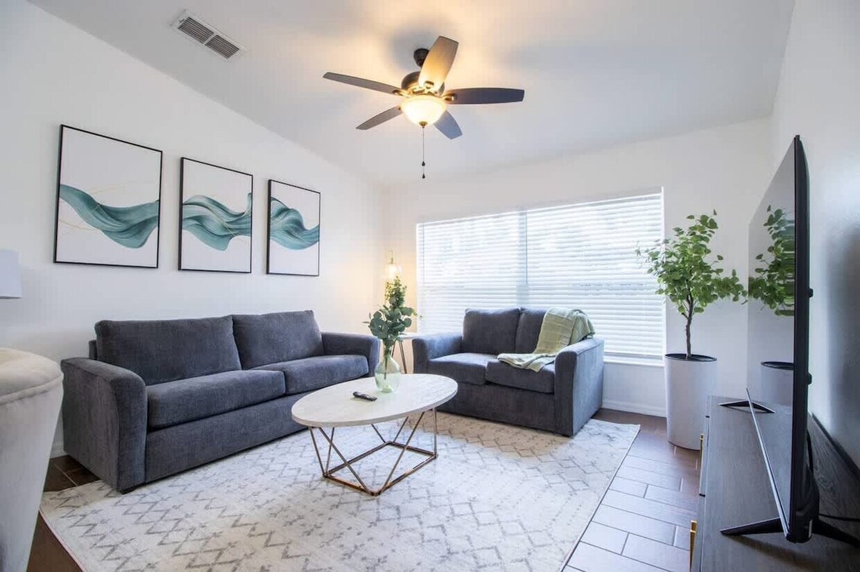 Foto principal - 37135 Grassy Hill Ln