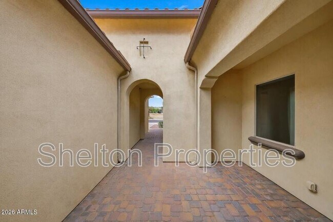 Building Photo - 20441 W Hamilton St