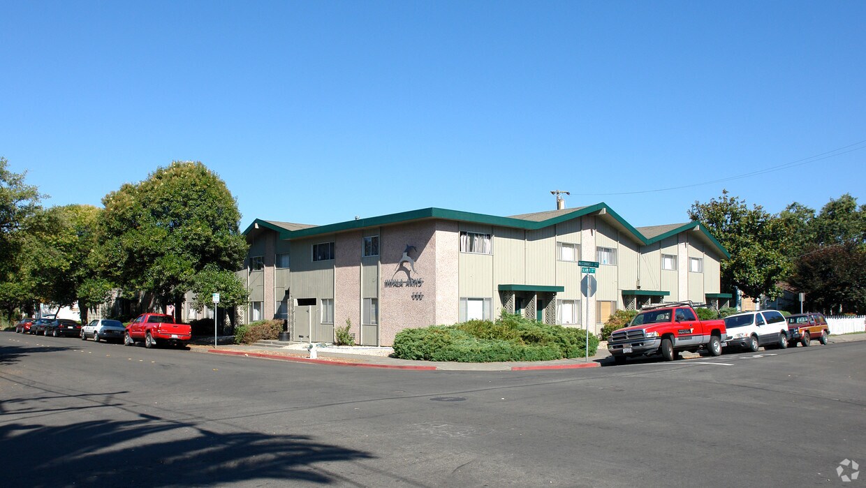 Foto principal - 555 McConnell Ave