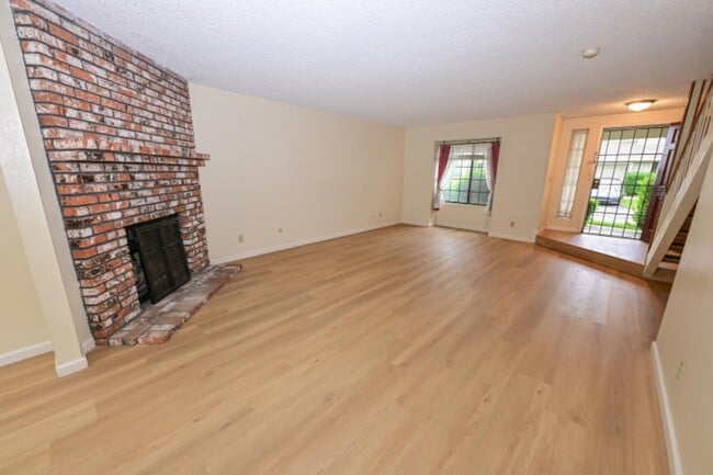 Foto del edificio - 4718 E Alamos Ave