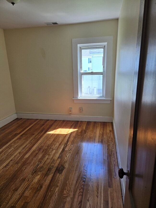 2nd bedroom - 119 Main St