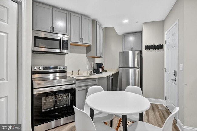 Foto del edificio - 133 7th St SE